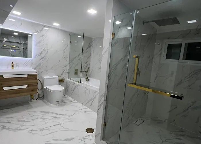 Huai Khwang Townhome *